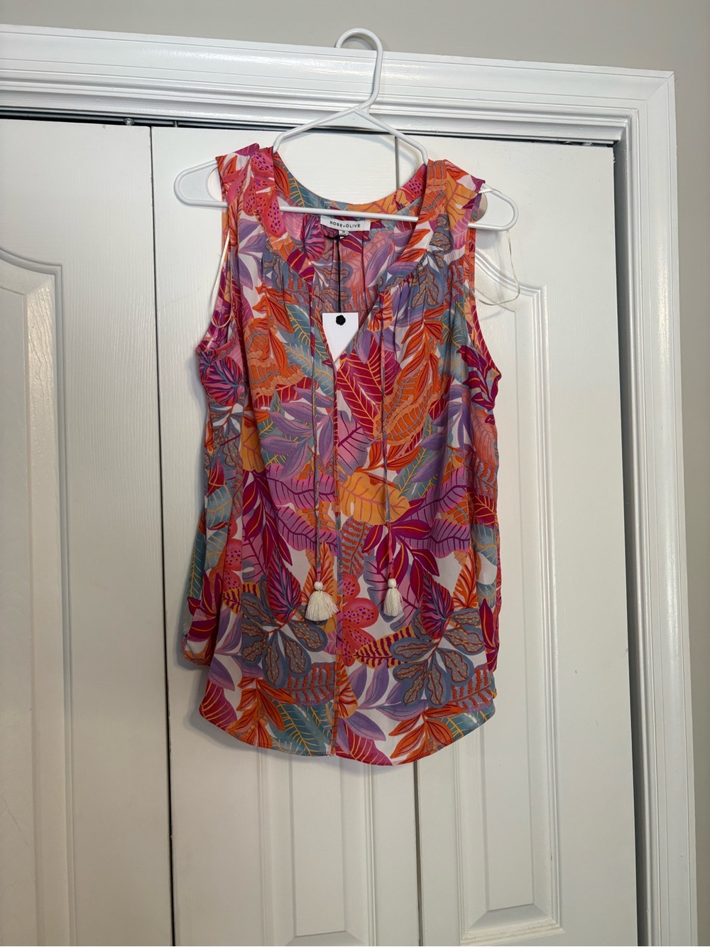 Rose + Olive Sleeveless Tropical Leaf Print Tank - Pink Multi